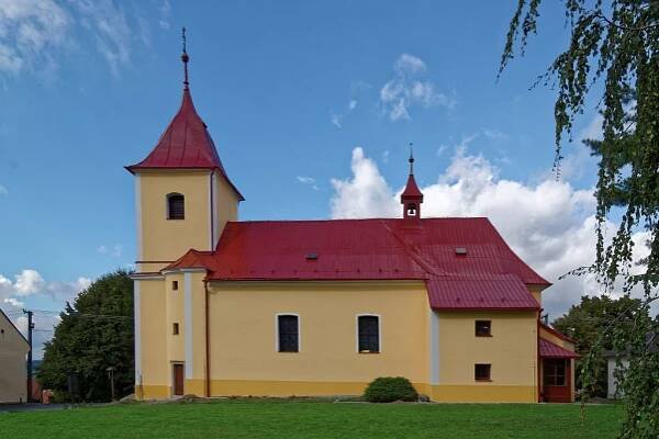 Kostel Narození Panny Marie - Oficiální stránky obce Horní Újezd