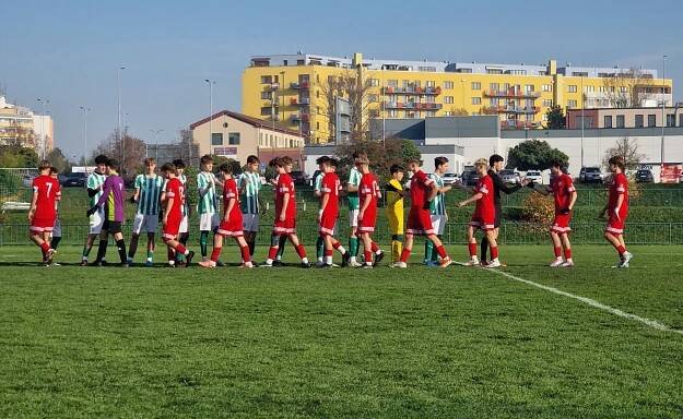 FK Meteor Praha VIII „B“ – U17 2:1(1:0)