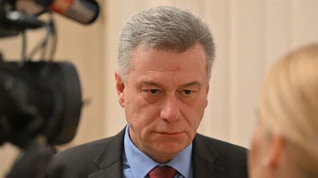 Miliarda, kterou převzal Blažek, přitekla přímo z účtů drogového tržiště - Seznam Zprávy