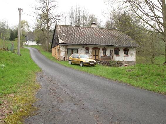 Soubor:Radvanice (Velhartice), dům.jpg