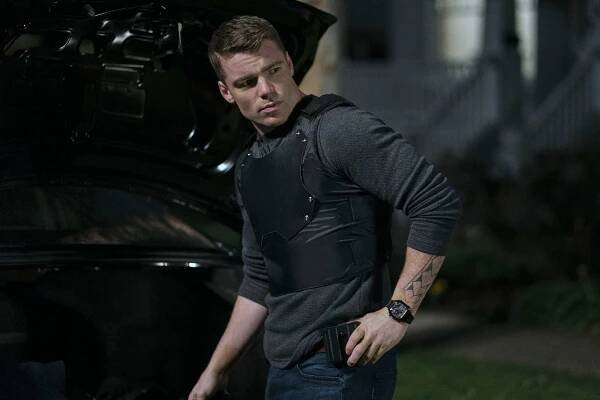 The Night Agent. Gabriel Basso as Peter Sutherland in episode 104 of The Night Agent