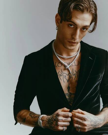 Damiano David se připojuje k rodině Bvlgari jako globální PR ambasador | Moda.cz