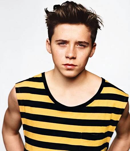 Sexy Brooklyn Beckham na titulke magazínu! Ide v otcových šľapajach | TVNOVINY.sk