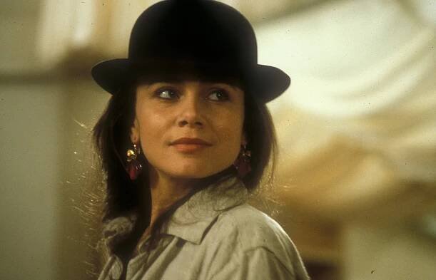 Lena Olin fotka