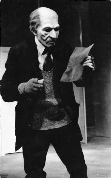 The Happy Haven - Frank Finlay Net