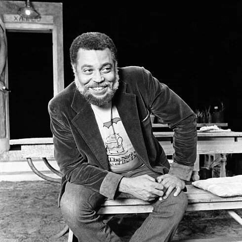James Earl Jones, Whose Powerful Acting Resonated Onstage and Onscreen, Dies at 93