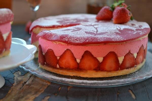 Jahodový dort Fraisier podle časopisu Gurmet – Bohyně kuchyně