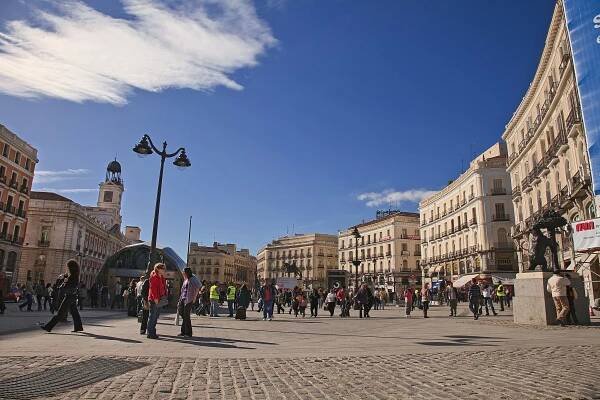 Puerta del Sol – Wikipedie