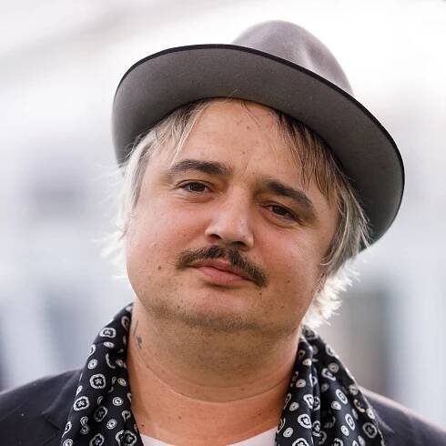 Pete Doherty surprises with a charming and chaotic picture of newfound domesticity on Felt Better Alive