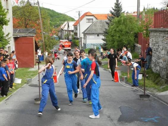 Dni úcty a vďaky - Oficiálna stránka obce Hrušov