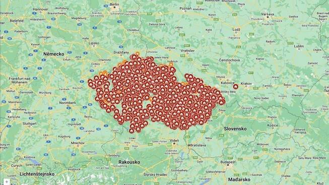 Do stávky jde 70 procent škol - Novinky