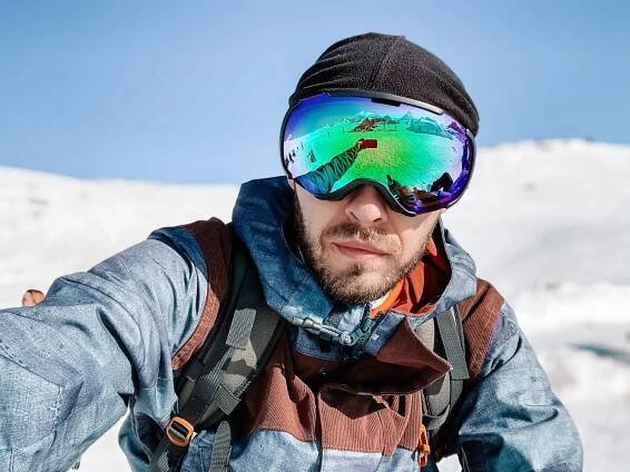 Snowboarding in the awesome Zermatt – Gornergrat area | ever true life