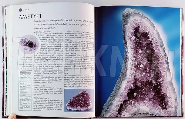 Kniha Léčivá síla minerálů - ilustrovaný průvodce více než 150 nerosty s léčivými a magickými účinky - Trh knih - online