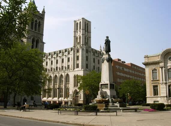 Montgomery Street–Columbus Circle Historic District