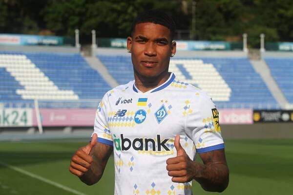 Eduardo Guerrero: “I’m honored to be the first Panamanian player in history of the club”