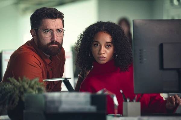 Ben Ashenden and Siena Kelly in 'Black Mirror' season 7 episode 'Bête Noire'