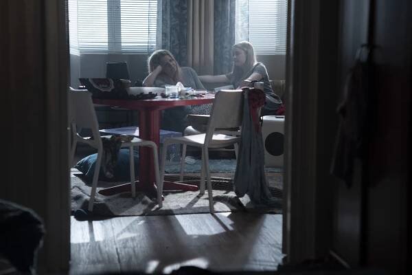 Syke - Anteeksianto 2/4 - Z filmu - Helmi-Leena Nummela, Amelie Blauberg