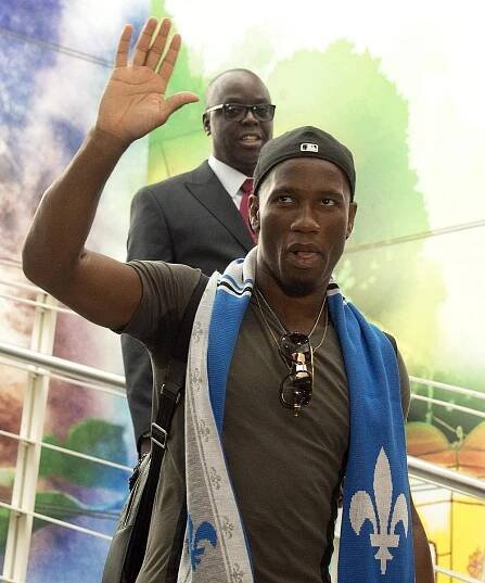Hokeji propadlé město zažilo poprask. Přiletěl Didier Drogba