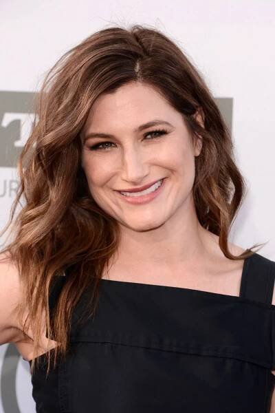 Kathryn Hahn Sets Return to Showtime's 'Happyish'