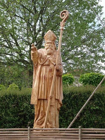 Súbor:Saint Avit sculpture.JPG – Wikipédia