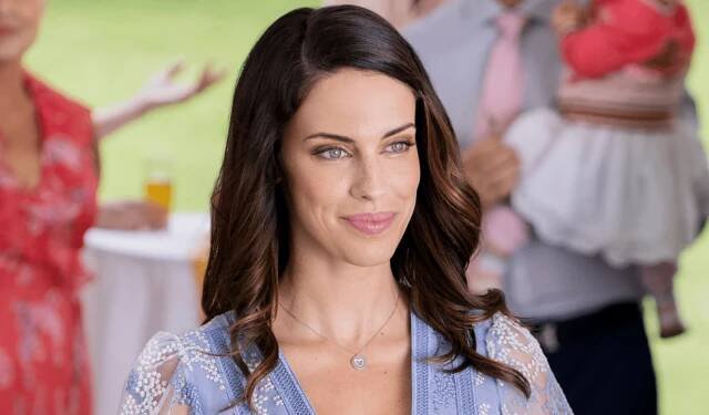 Jessica Lowndes
