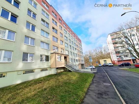 Prodej slunného bytu 3+1 s balkónem, V Závětří, Teplice