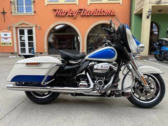 Electra Glide™ Police / 2023 — Harley-Davidson® Bratislava