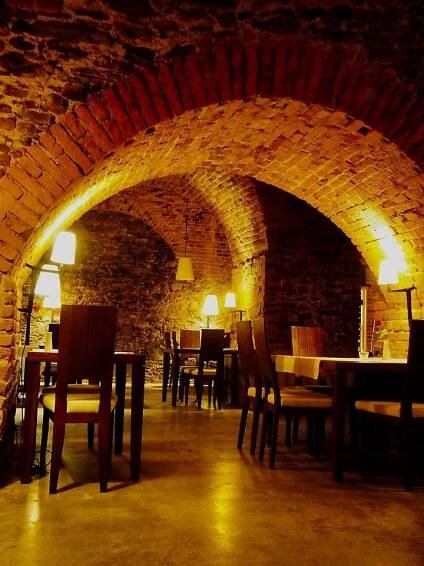 Radniční Vinárna Restaurace Havlíčkův Brod | Apetee