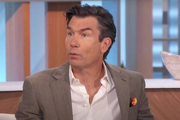 Jerry O'Connell eyebrows on the Talk 