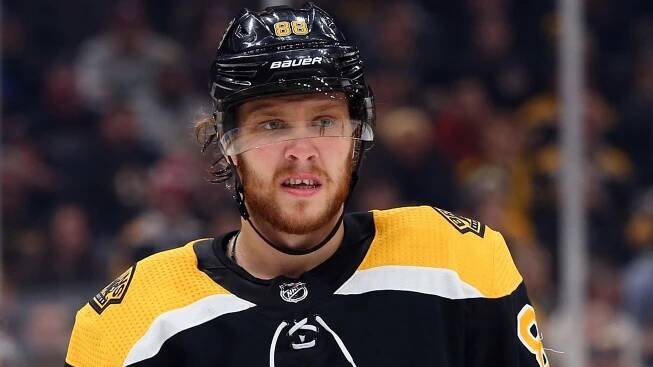 Eso pro hokejovou reprezentaci! Hvězdný ostrostřelec Pastrňák dostal od Bostonu souhlas ke startu na MS – eXtra.cz