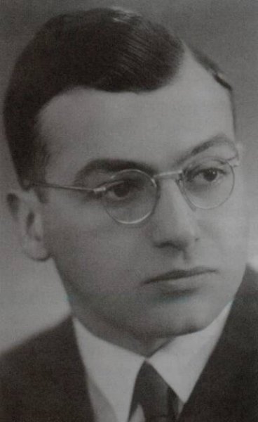 Manželé Kašparovi - Obrana národa - odbojová skupina Jitřenka. Skrývali spolupracovníky odboje, npor. A. Sládka, profesora