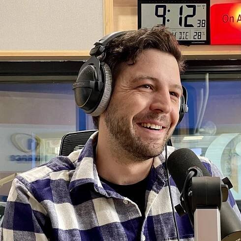Albert Čuba: Vtipy Tří Tygrů píše sám život jménem Robin Ferro. Štěpán to potom s patřičnou omáčkou vypráví | Host Frekvence