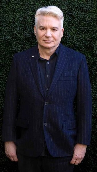 mike meyers bio update