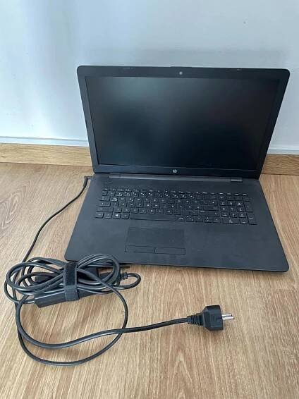 notebook HP 17 palců (HP 17-bs109ng 17,3" HD+, Intel Core i5-8250U, 8G