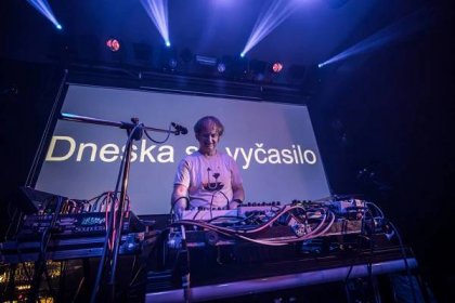 DJ Ventolin potěšil a zahřál vyprodaný Anděl v Plzni