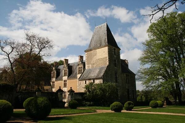 Home - Château de la Cour