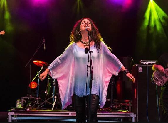 Sari Schorr interview with Steve James