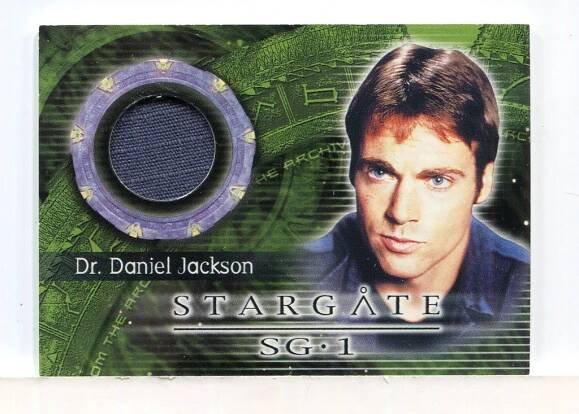 Stargate SG-1 Premiere Edition Dr. Daniel Jackson Costume Card C2 - TvMovieCards.com