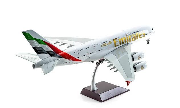 Airbus A380-800 Emirates "NEW COLORS" | Modelsnavigator.com