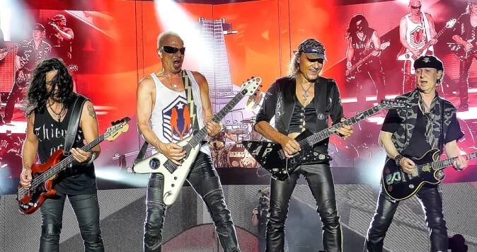 Soubor:Scorpions 2015.jpg – Wikipedie