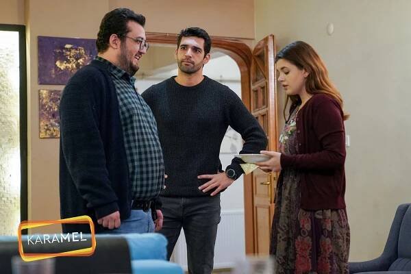 Adnan Mehmet Ali Aslan, Melih Özkaya, Gülderen Güler - Emanet - Z filmu