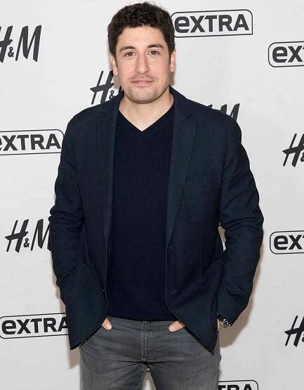 Jason Biggs visits "Extra" at H&M Times Square 