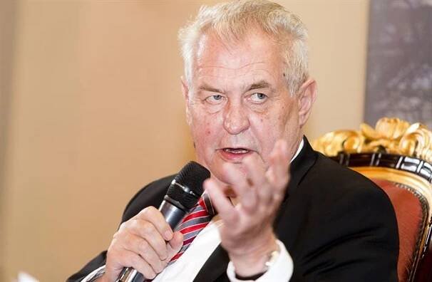 Zeman: Herman byl usvědčen ze lži. Nenechám se vydírat příbuzenskými vztahy