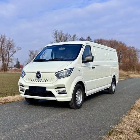 Pracovní elektrická dodávka KAMA - 1. pohled