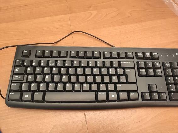 Klávesnice Logitech K120 USB QWERTY Ruská černá Rozložení kláves RU (qwerty)