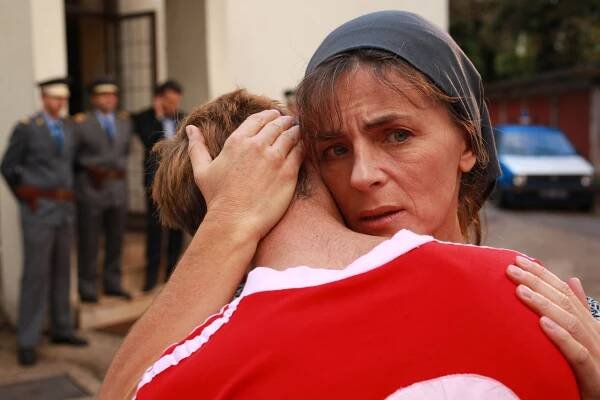 Mira Furlan on the set of Cirkus Columbia (2010).