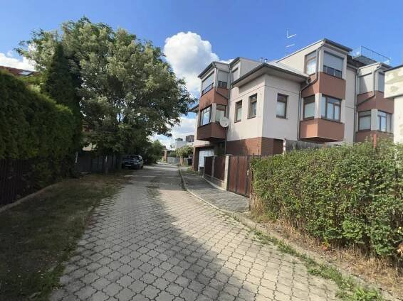 Pronájem bytu s garáží 3+kk, 68 m2, Dobříš, ul. Západní, okr. Příbram, obrázek č. 2