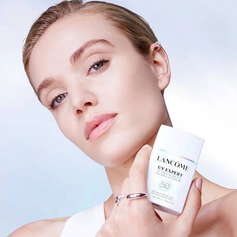 Lancôme UV Expert Supra Screen Invisible