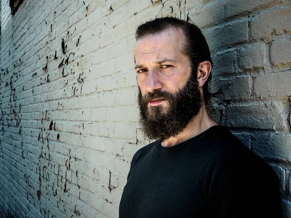 STIMUL Nights uvádí: Colin Stetson (US) + E Converso (CZ) | MeetFactory - Hudba - STIMUL Nights: Colin Stetson (US)+E Converso