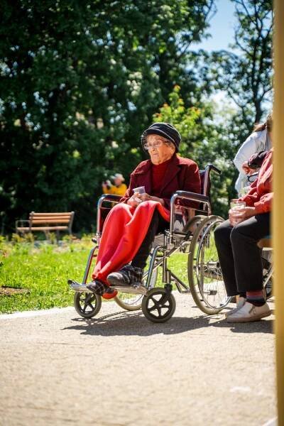 Slavnostní otevření terapeutické zahrady v Domově pro seniory Sokolnice, p. o | Domov pro seniory Sokolnice, příspěvková